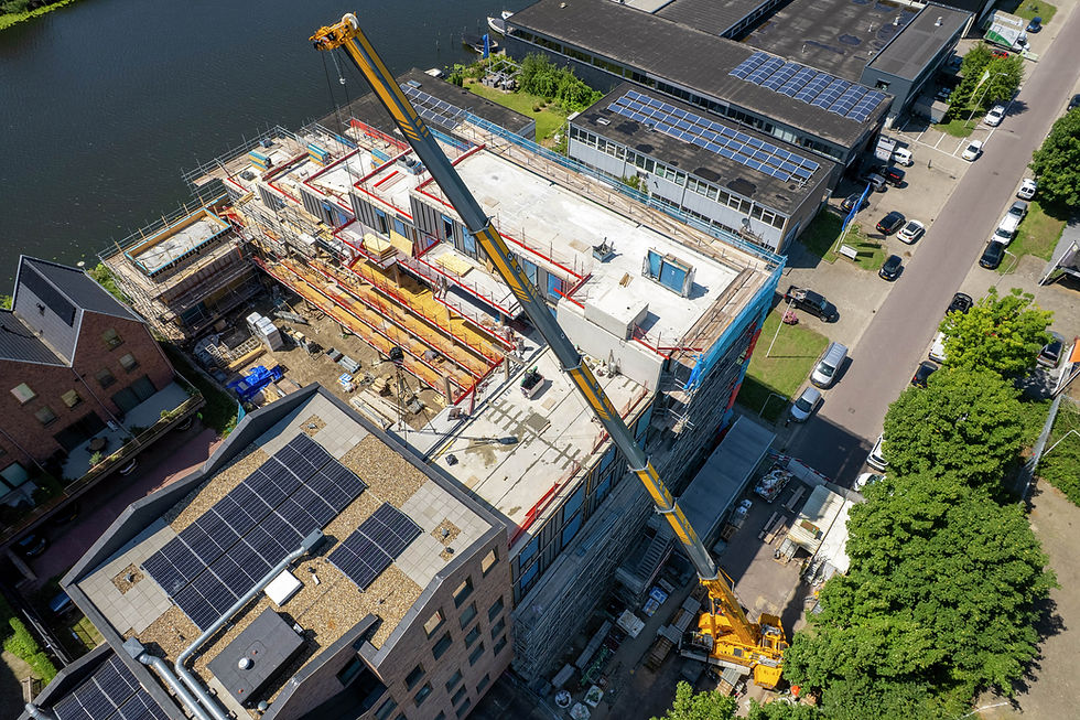 Completed in just seven weeks: the LTR 1150 builds a large residential complex in Alphen aan den Rijn (Netherlands).