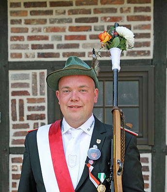 Phlipp Messing_edited.jpg