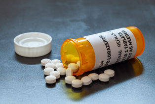 Is Ativan Addictive? 11 Signs and Symptoms of Addiction