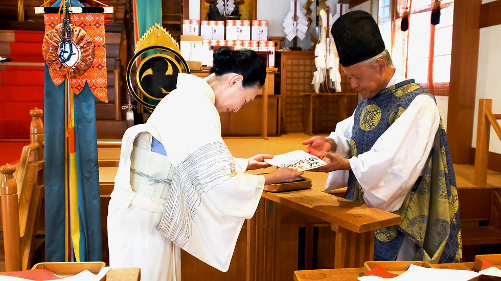 2025-09-09kumiko-jinja EDIT.00_07_47_21_edited.jpg