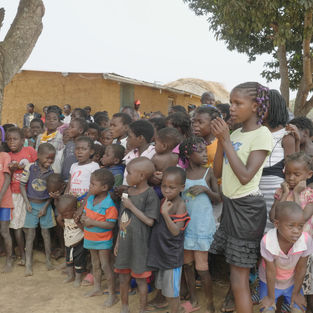 Kinjila- kids at ceremony.jpg
