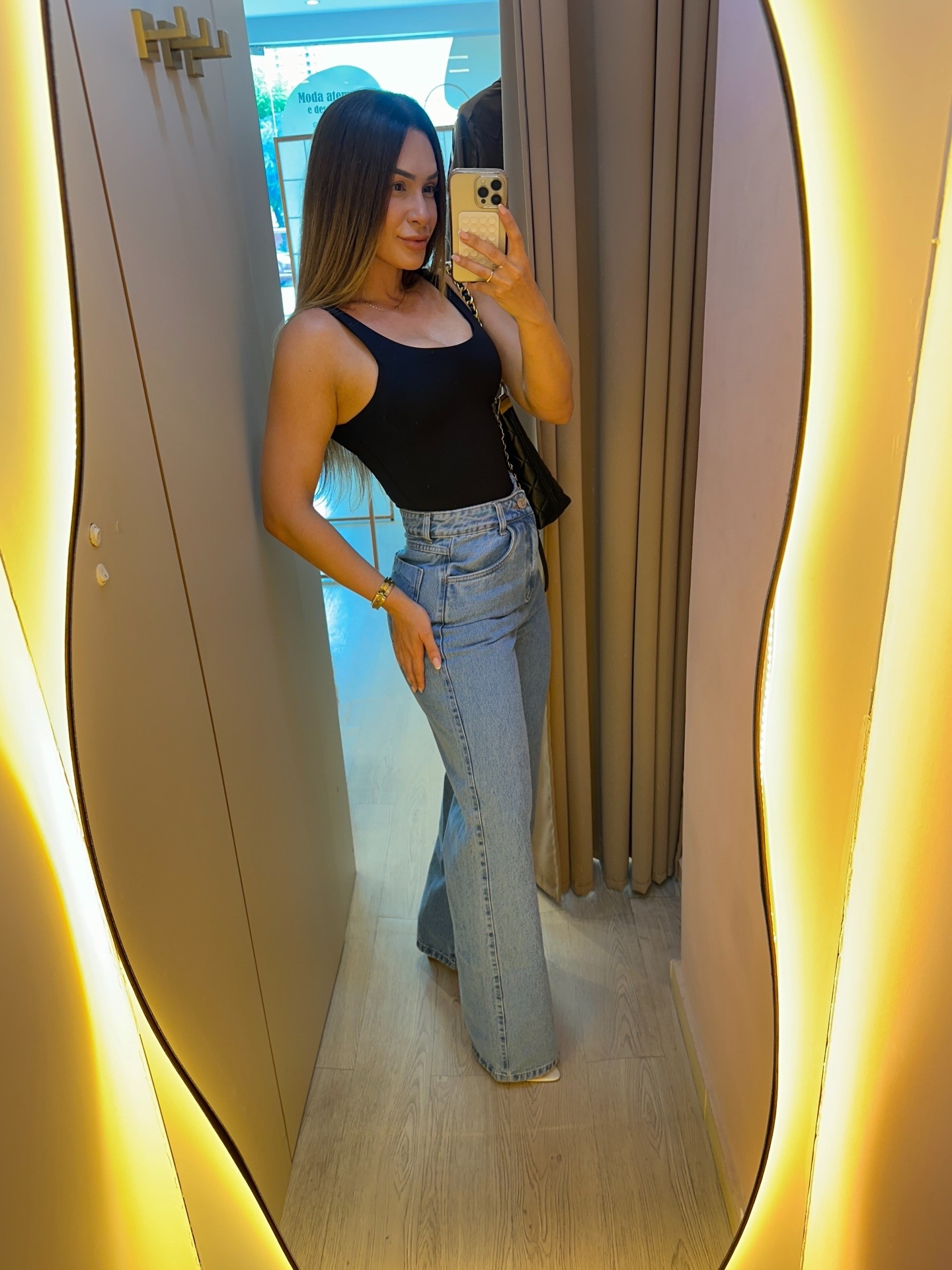Wide leg 