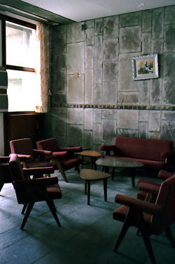 west_05_02.jpg