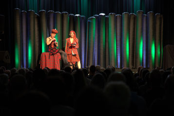 Wortwitz-Feuerwerk im Kursaal Engelberg