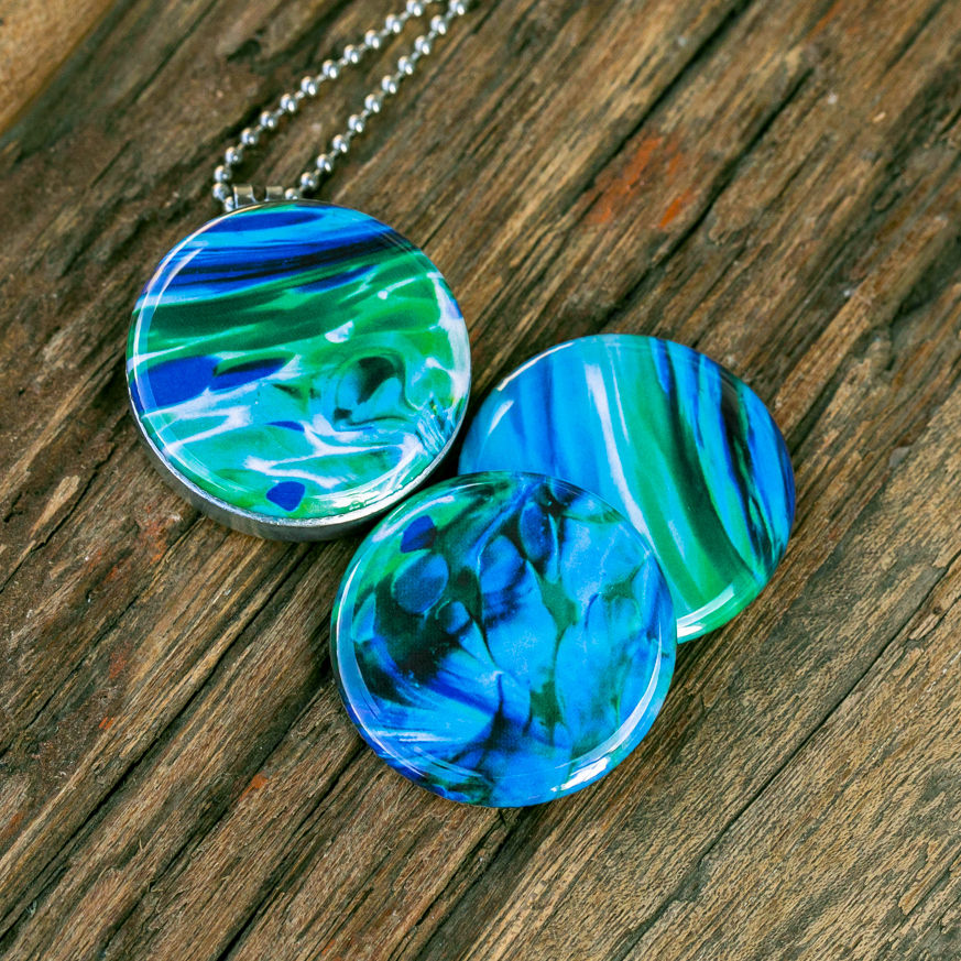 Thumbnail: Ocean Glass