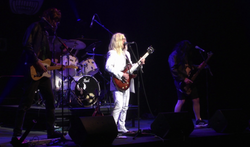 vlcsnap-0913-11-30-17h58m48s467_edited