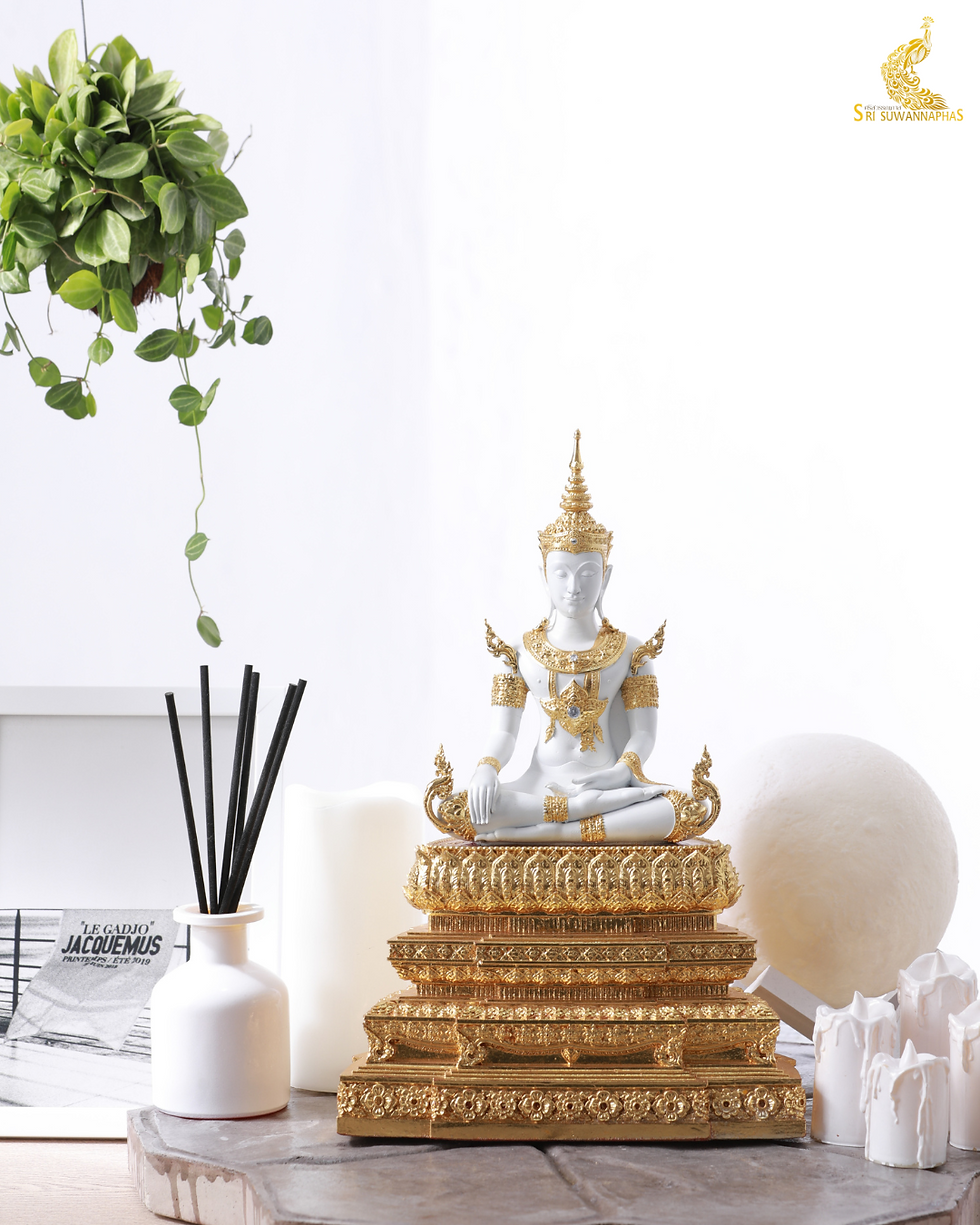 ภาพขนาดย่อ: พระพุทธมหาจักรพรรดิ