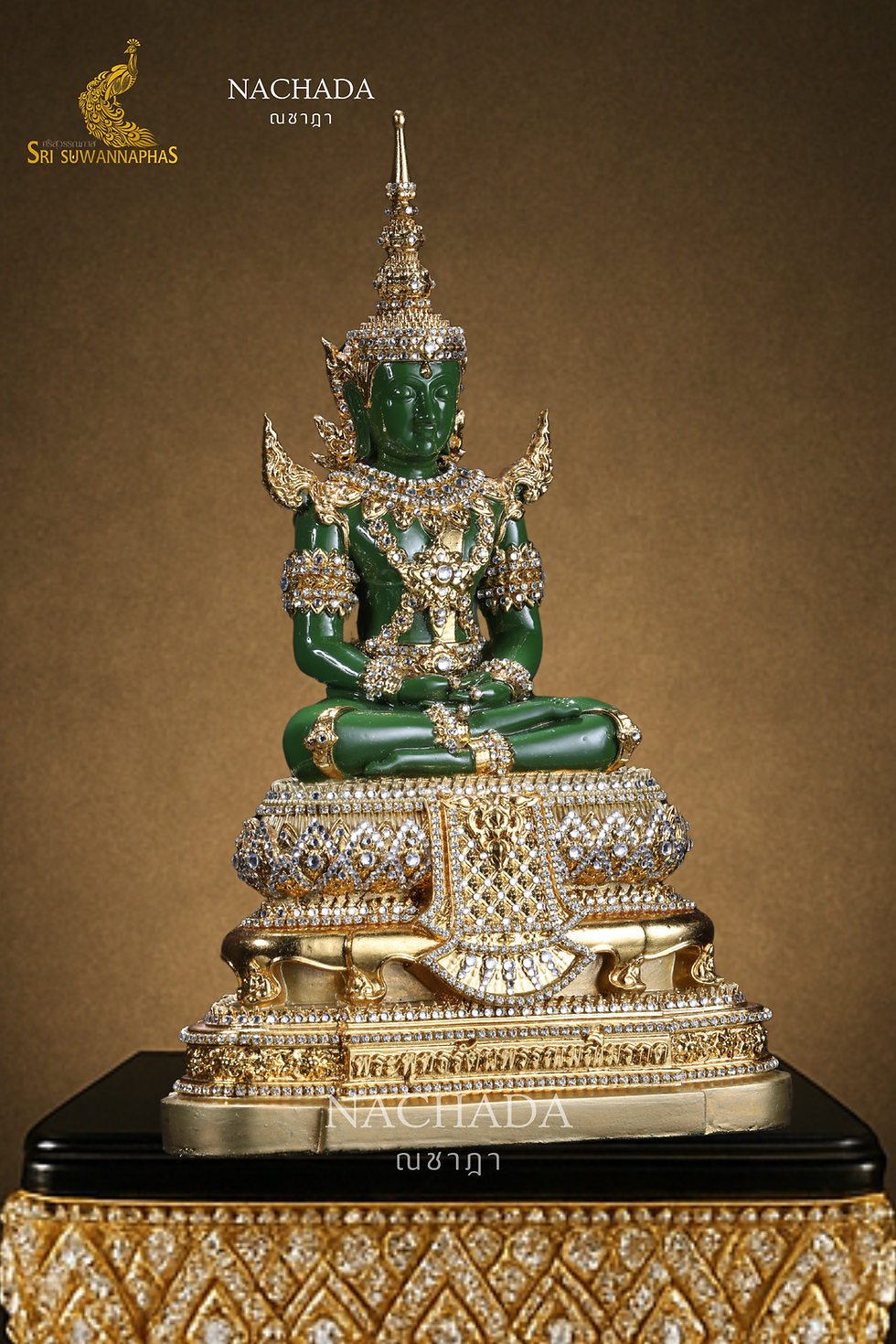 ภาพขนาดย่อ: พระแก้วมรกตประจำ ปี 2567 ชุด 3 ฤดู งานปิดทองวิทยาศาสตร์