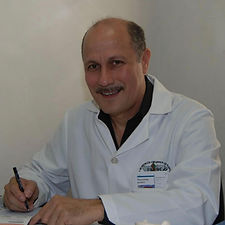 Dr. Elfren F. Ríos Santiago.jpg