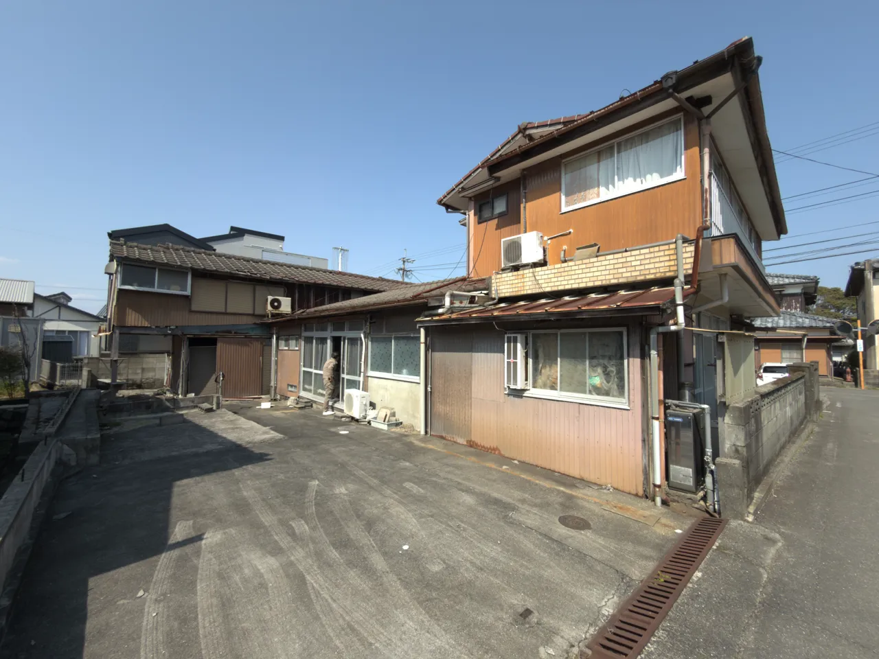 雲仙市吾妻町の木造2階建て(店舗兼住宅)の解体(着工前)
