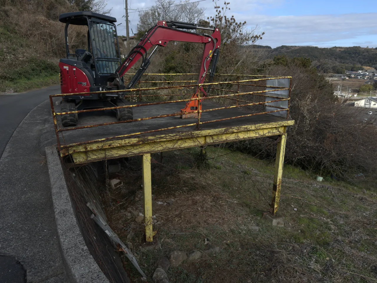 諫早市有喜町の鉄骨造(駐車場デッキ)の解体(着工前)