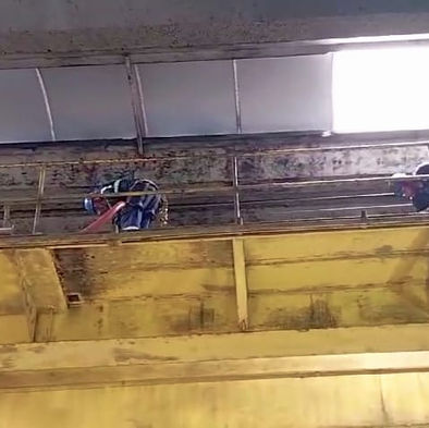 Limpeza a seco com sucção de pó industrial