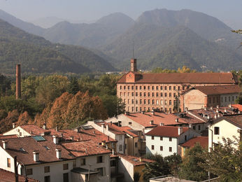 Cap.VII La fine del Liberalismo ed i pionieri dell'industrializzazione