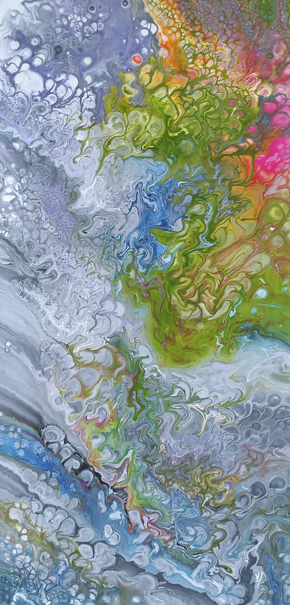 Абстрактная картина, создающая ощущение движения и глубины, наполняющая пространство светом и гармонией.