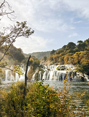 krka-waterfall-verticaal.jpg