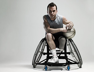 Giocatore di basket su Wheenchair