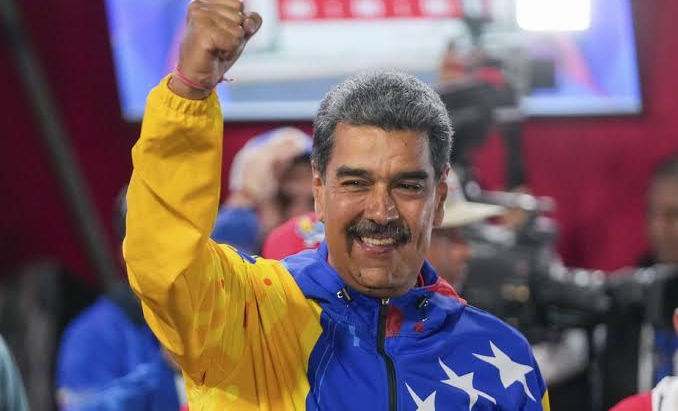 EUA dobram recompensa e oferecem US$ 50 milhões por informações que levem à prisão de Nicolás Maduro