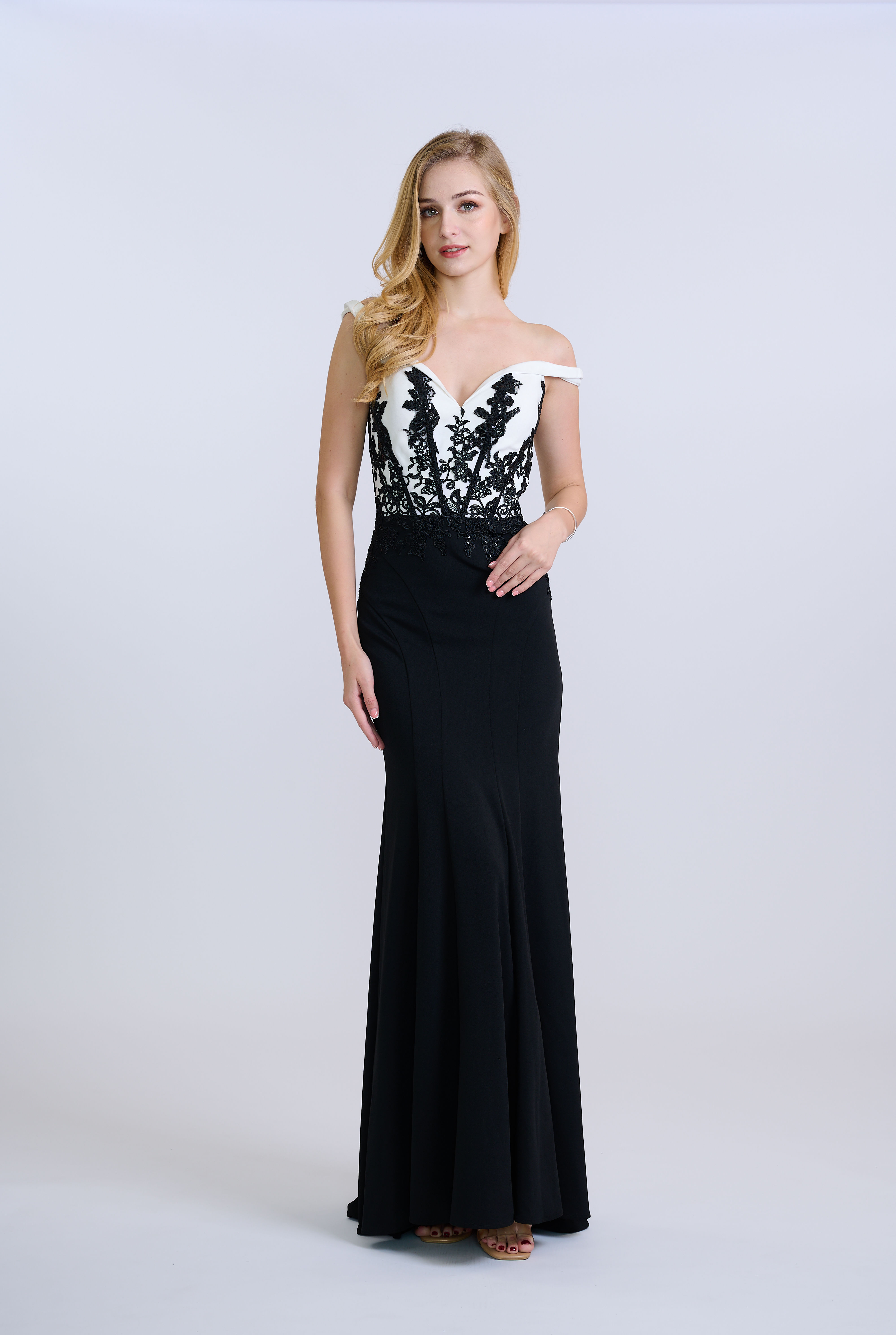Black & White Dual Colour Sweetheart Off Shoulder Evening Dress