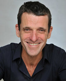 משה פרסטר מופע סטנדאפ