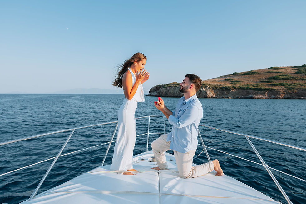 Bodrum teknede evlilik teklifi