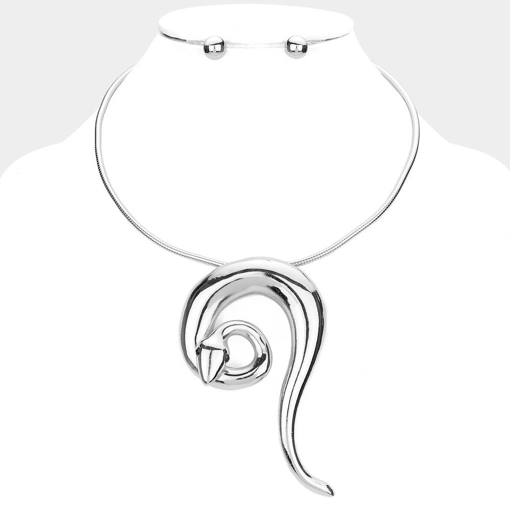 "Swirl" Silver Pendant Necklace