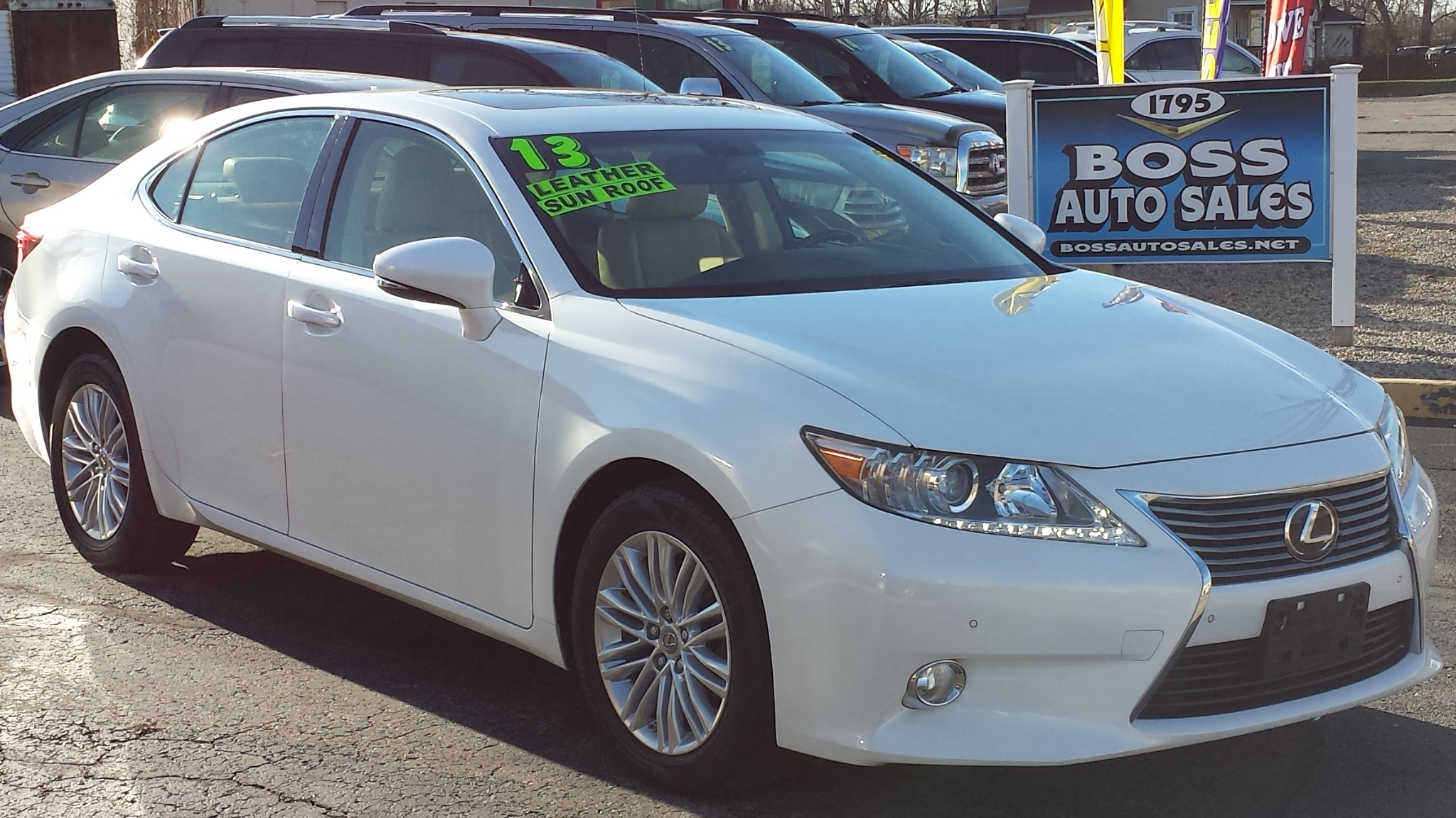 2013 Lexus ES 350's photo