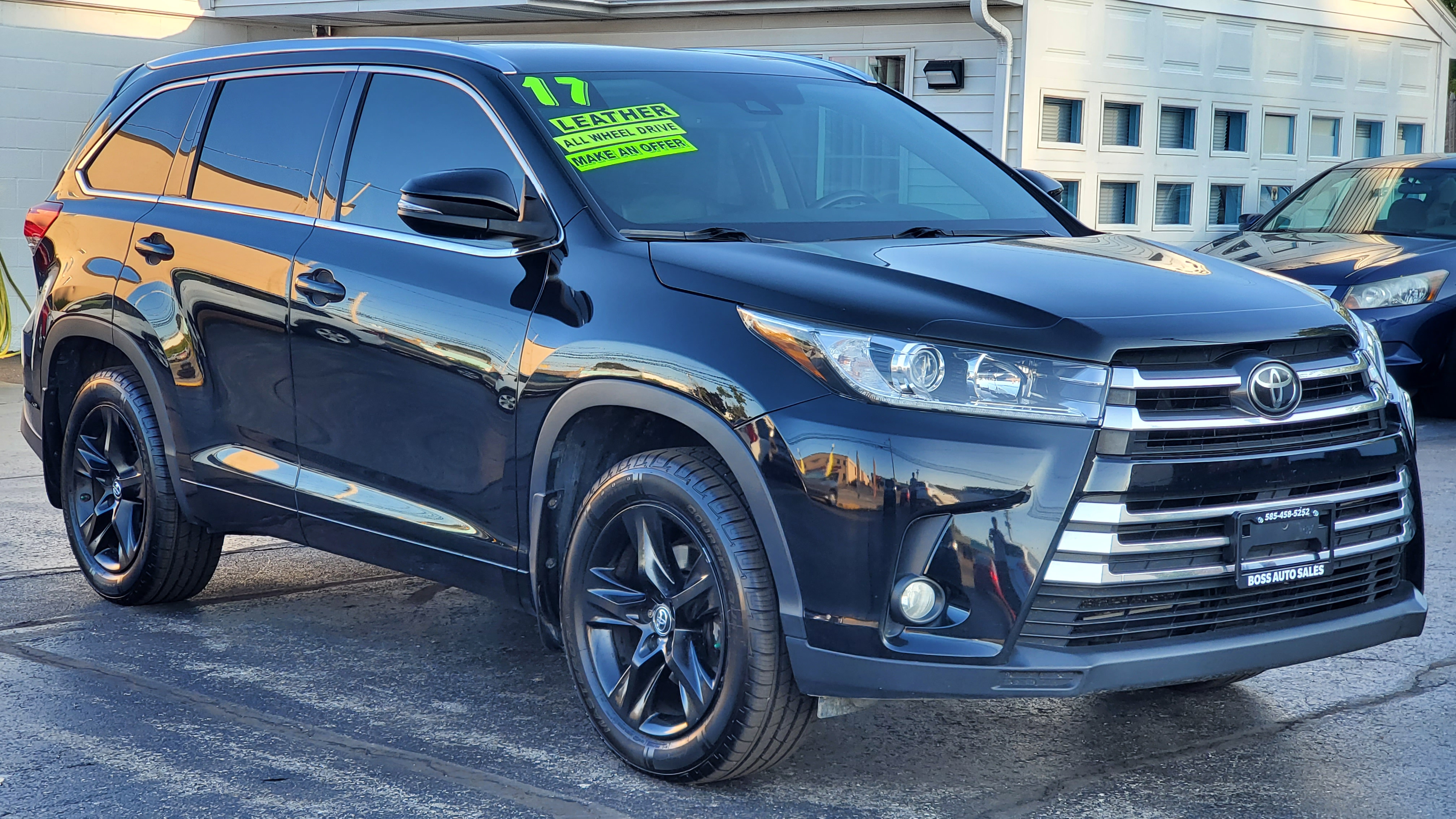 2017 Toyota Highlander Limited's photo