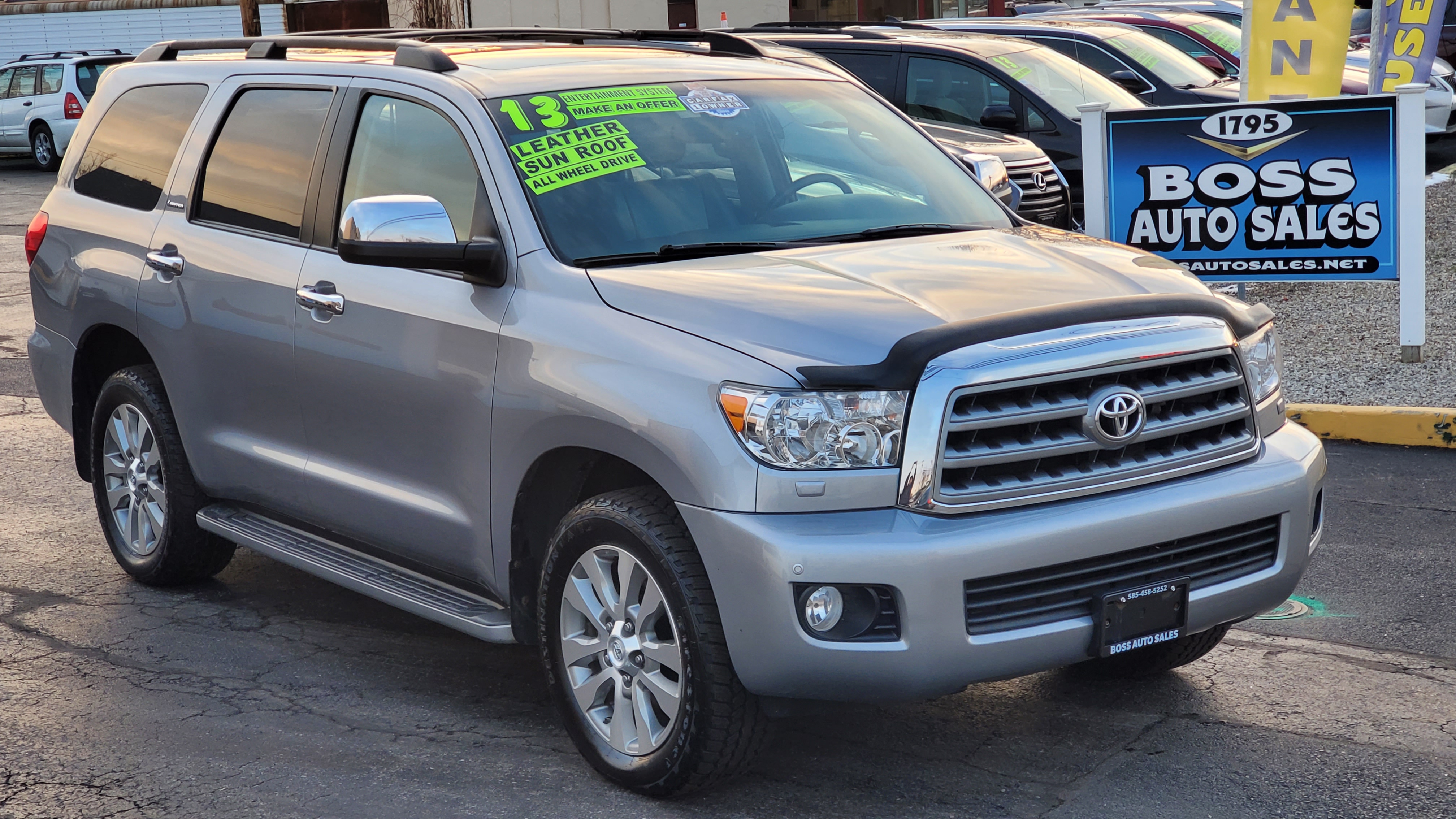 2013 Toyota Sequoia Limited's photo