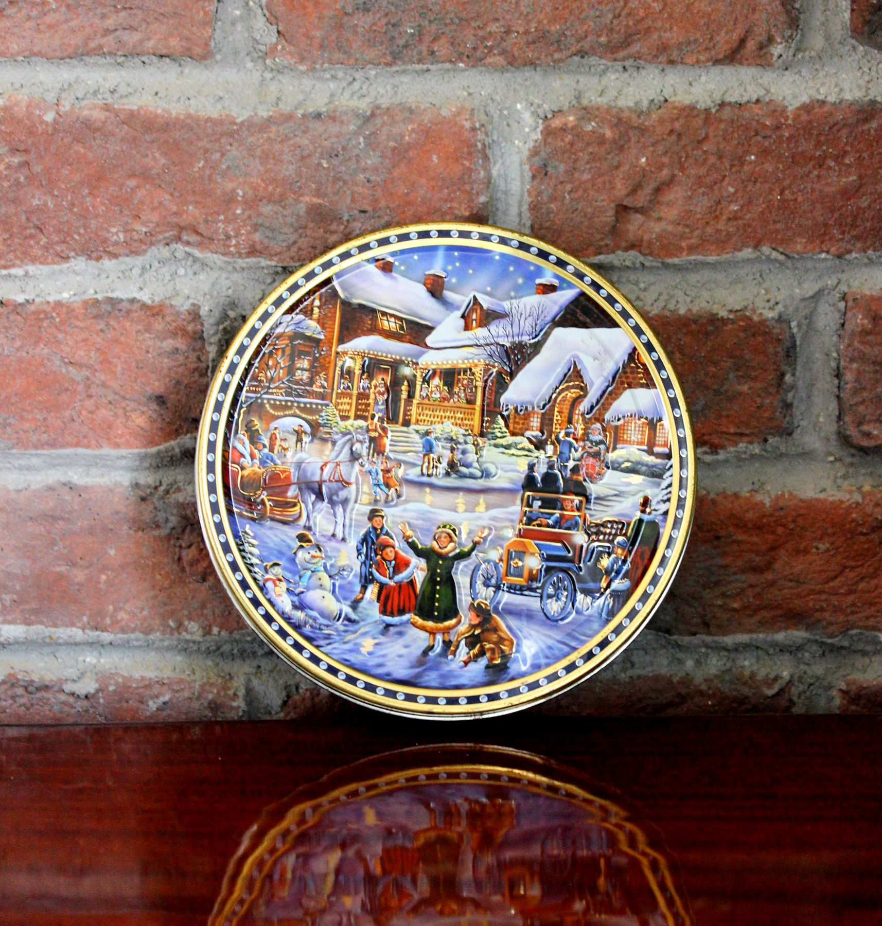 Teneke Kurabiye Kutusu