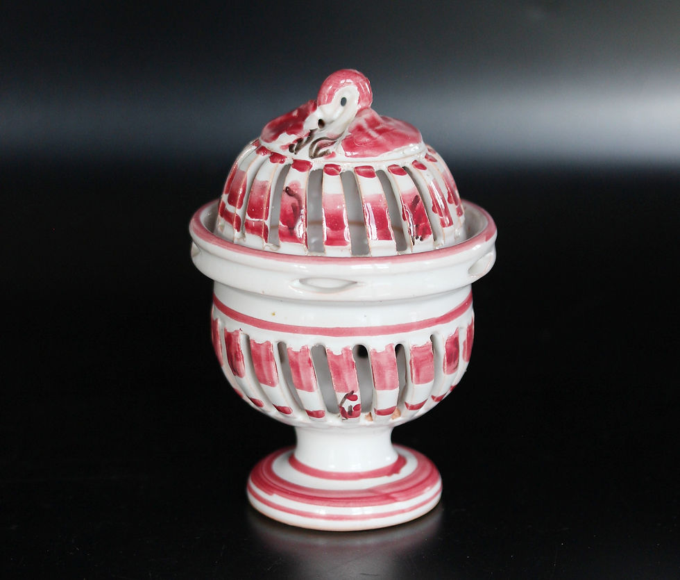 Fransız Dönem Ajurlu Şekerlik