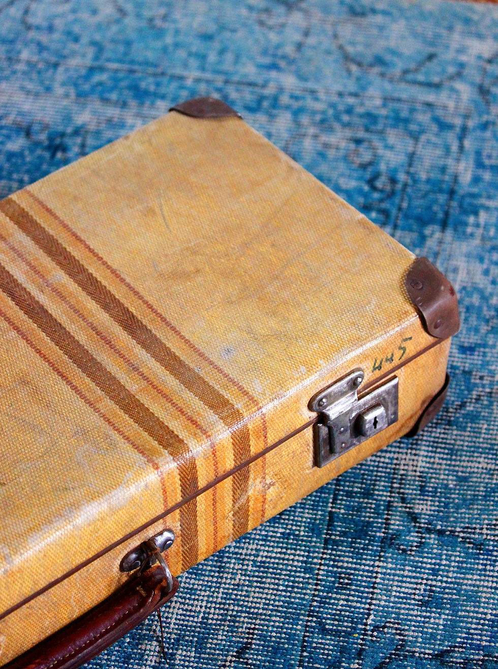 Küçük resim: İngiliz Antika Valiz