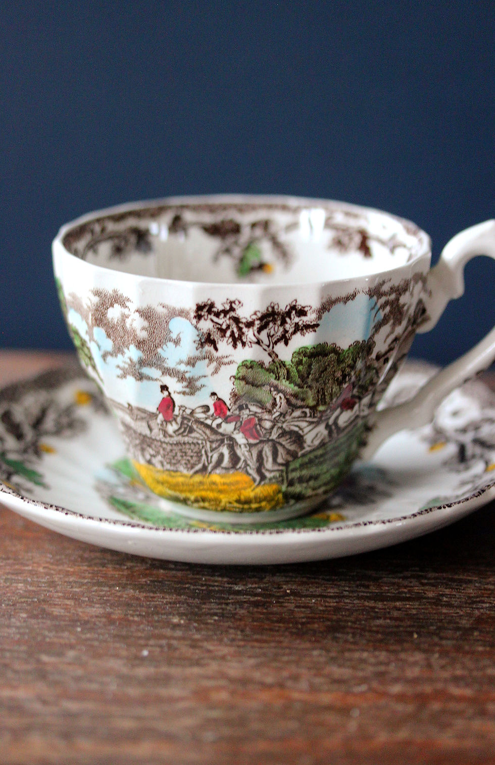 Küçük resim: İngiliz Dönem Staffordshire Fincan