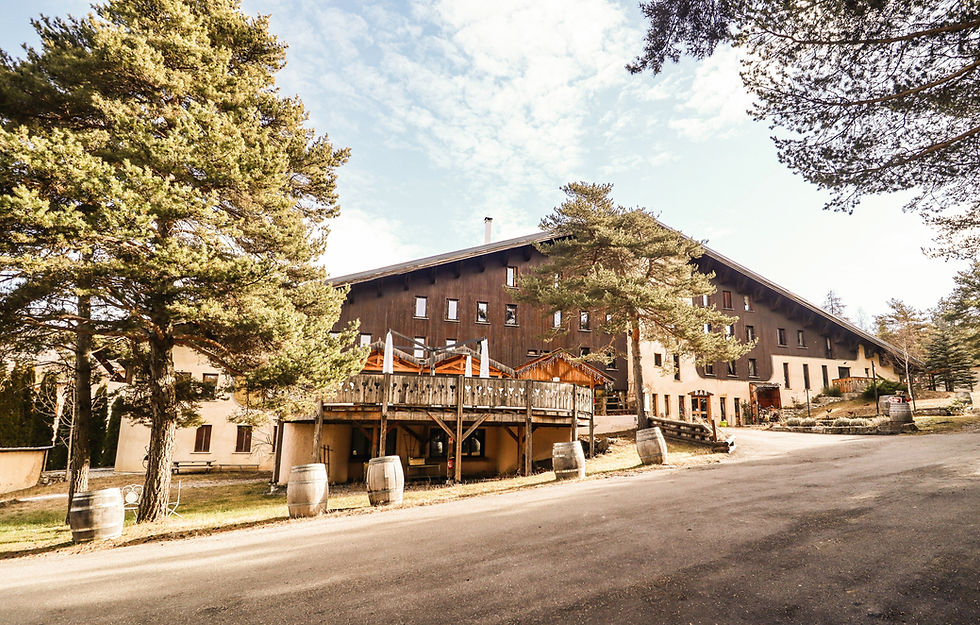 hotel(1).jpg