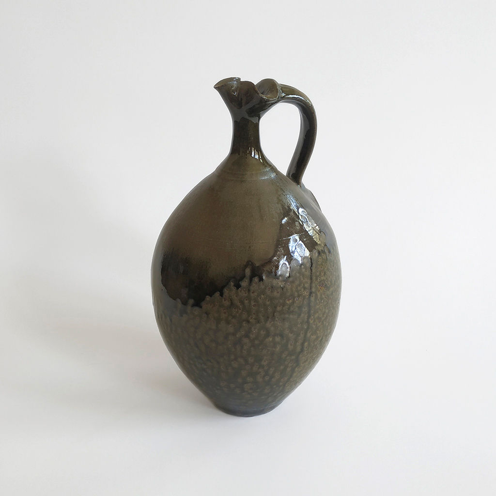Aceitera, Jarrón de gres con esmalte de ceniza