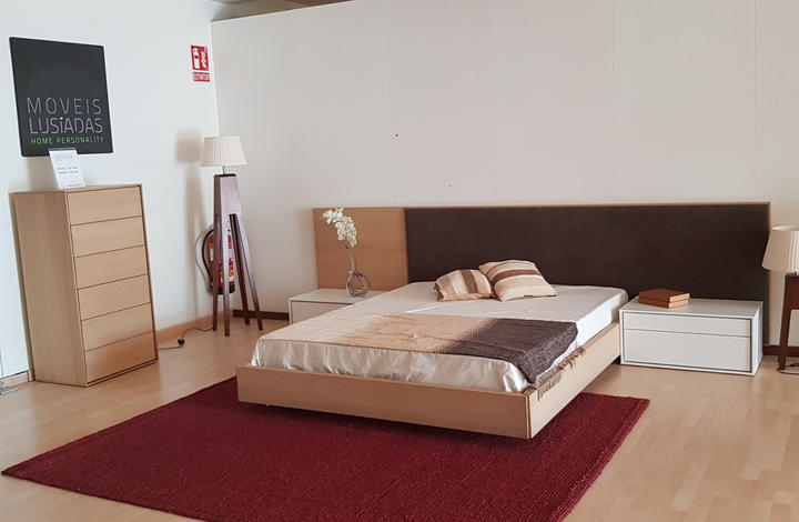 Dormitorio matrimonio Modelo Net de Emede de 320 cm para colchón de 150x190 cm. Sinfonier