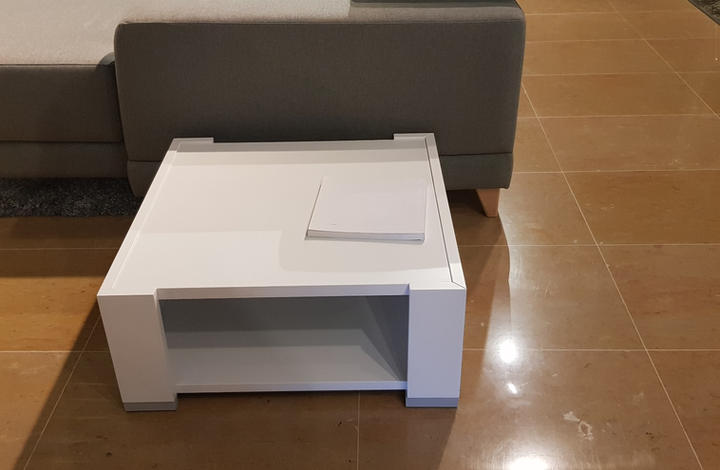 Mesa de centro Modelo Área de 65x65x30H color blanco mate. ANTES 263,90€ _ AHORA 130€.jpeg
