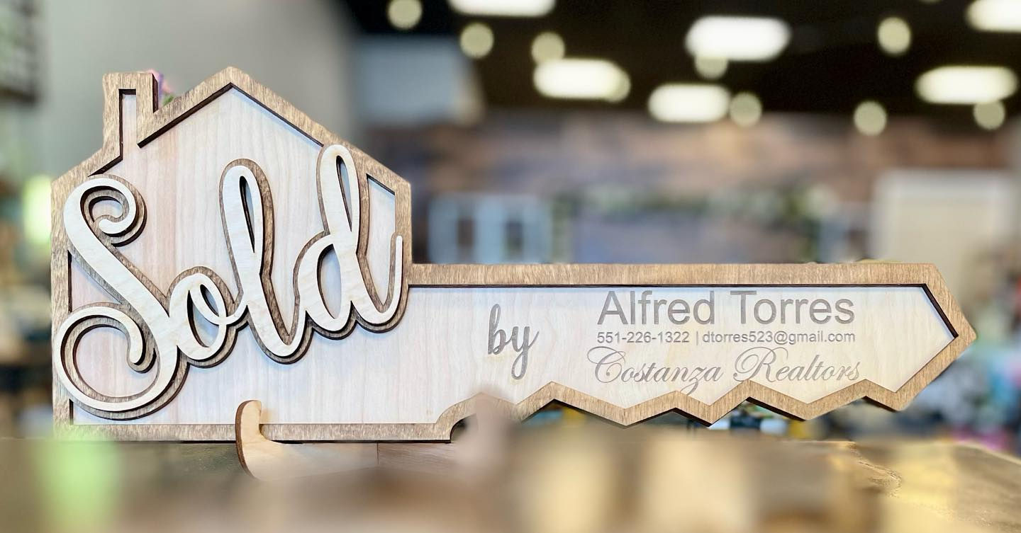 Custom Realtor Signs