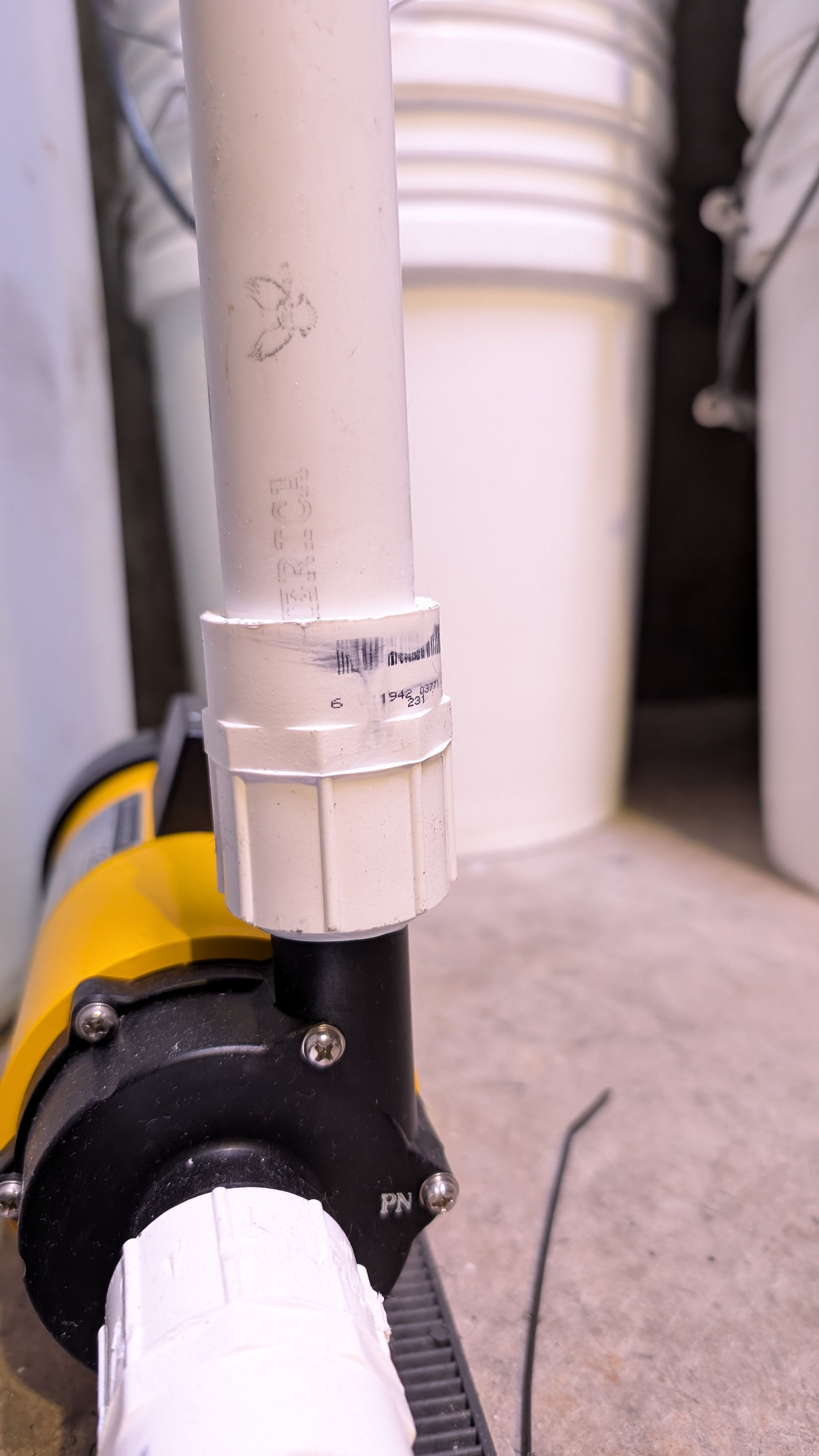 ac external pump, female pipe adapter