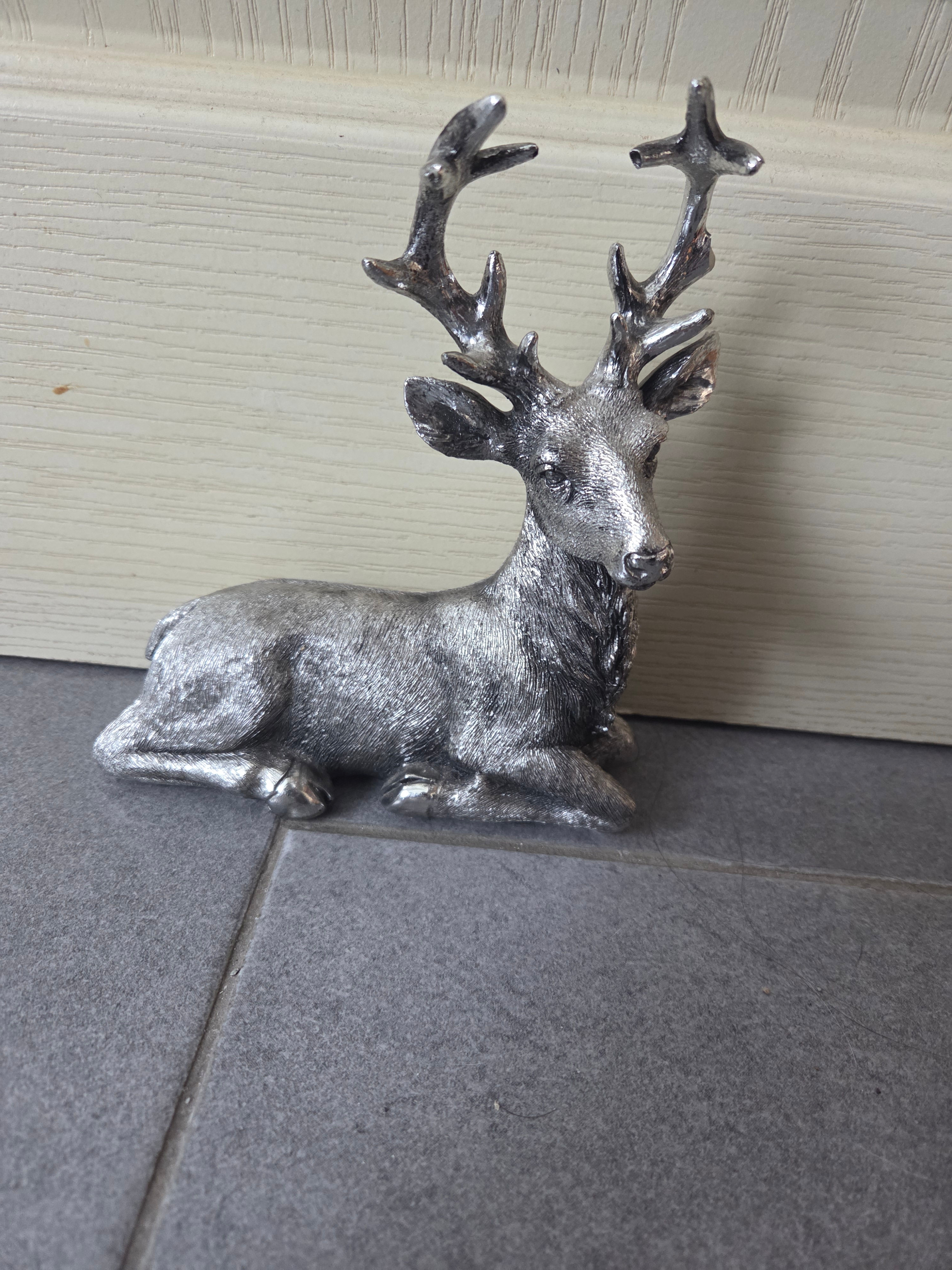 cerf décoratif