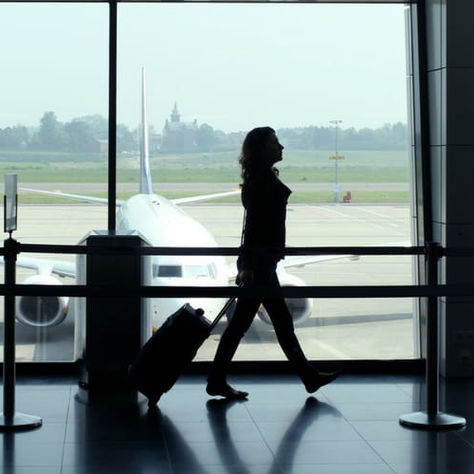 Summer Travel Tips for H-1B and L-1 Employees
