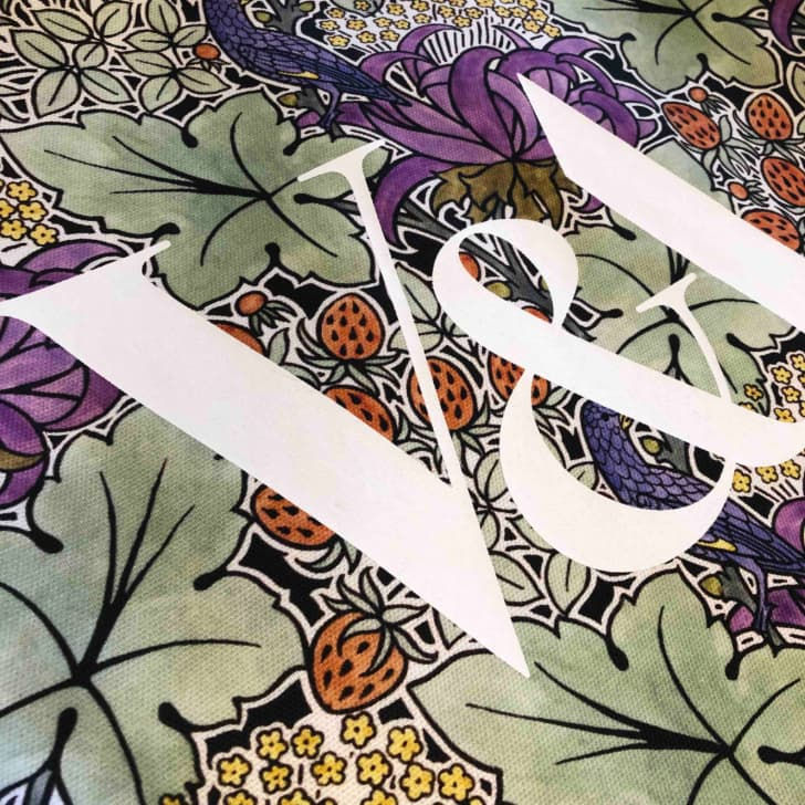 サムネイル： V&Aミュージアム 限定トートバッグ フラワープリント