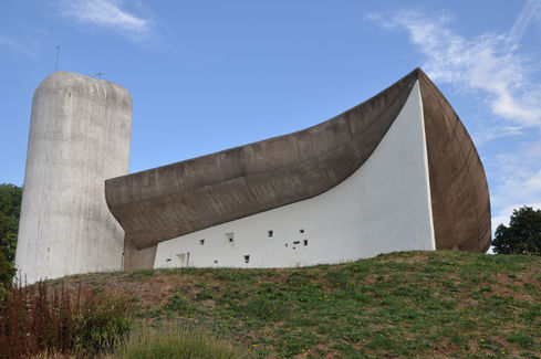 2022-09-06 Ronchamp Chapelle Le Corbusier-03.jpg