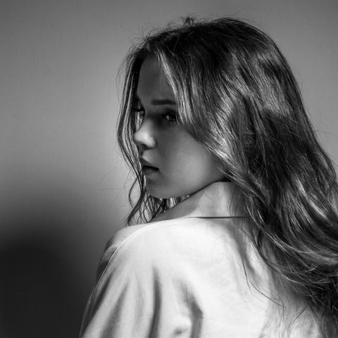 Arisha Cherkashina, photographed by Aemilia Cumberland in Black and white
