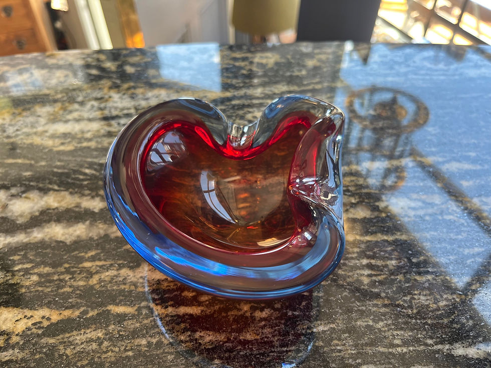 Red Murano glass dish