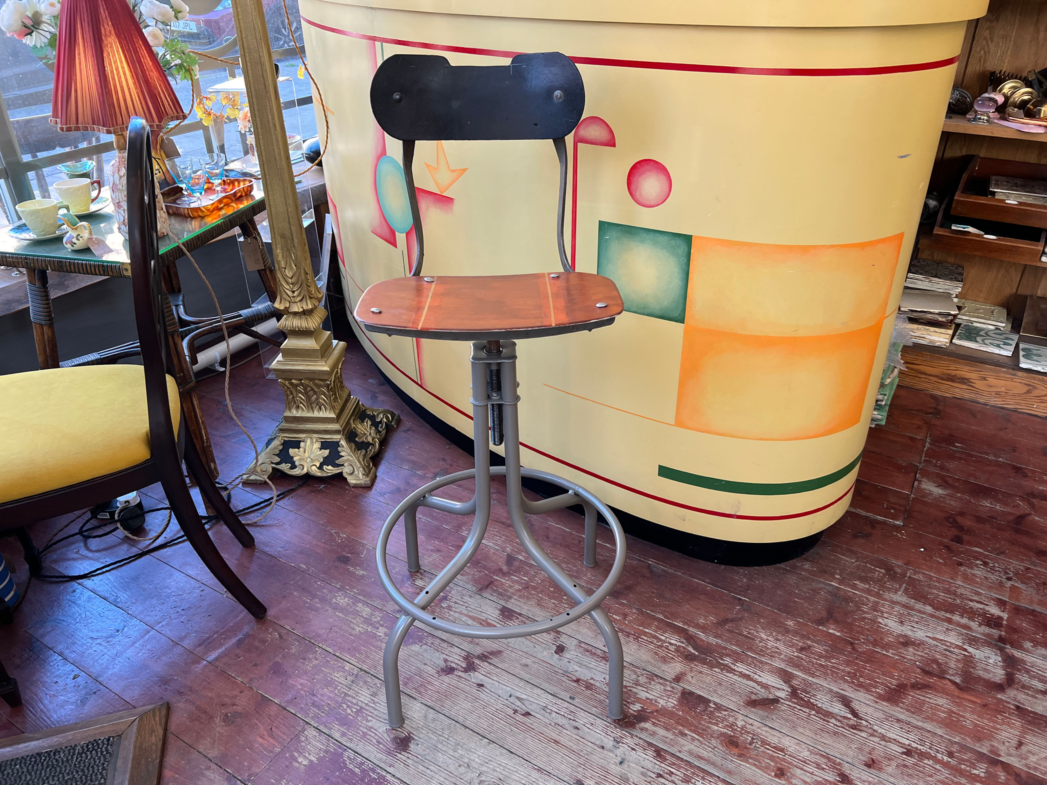 Industrial TanSad Swivel Chair