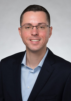 Steele-Ben 20230824 Phoenix Headshots.JPG