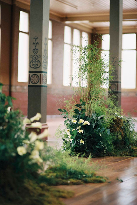 extravagant wedding floral set up