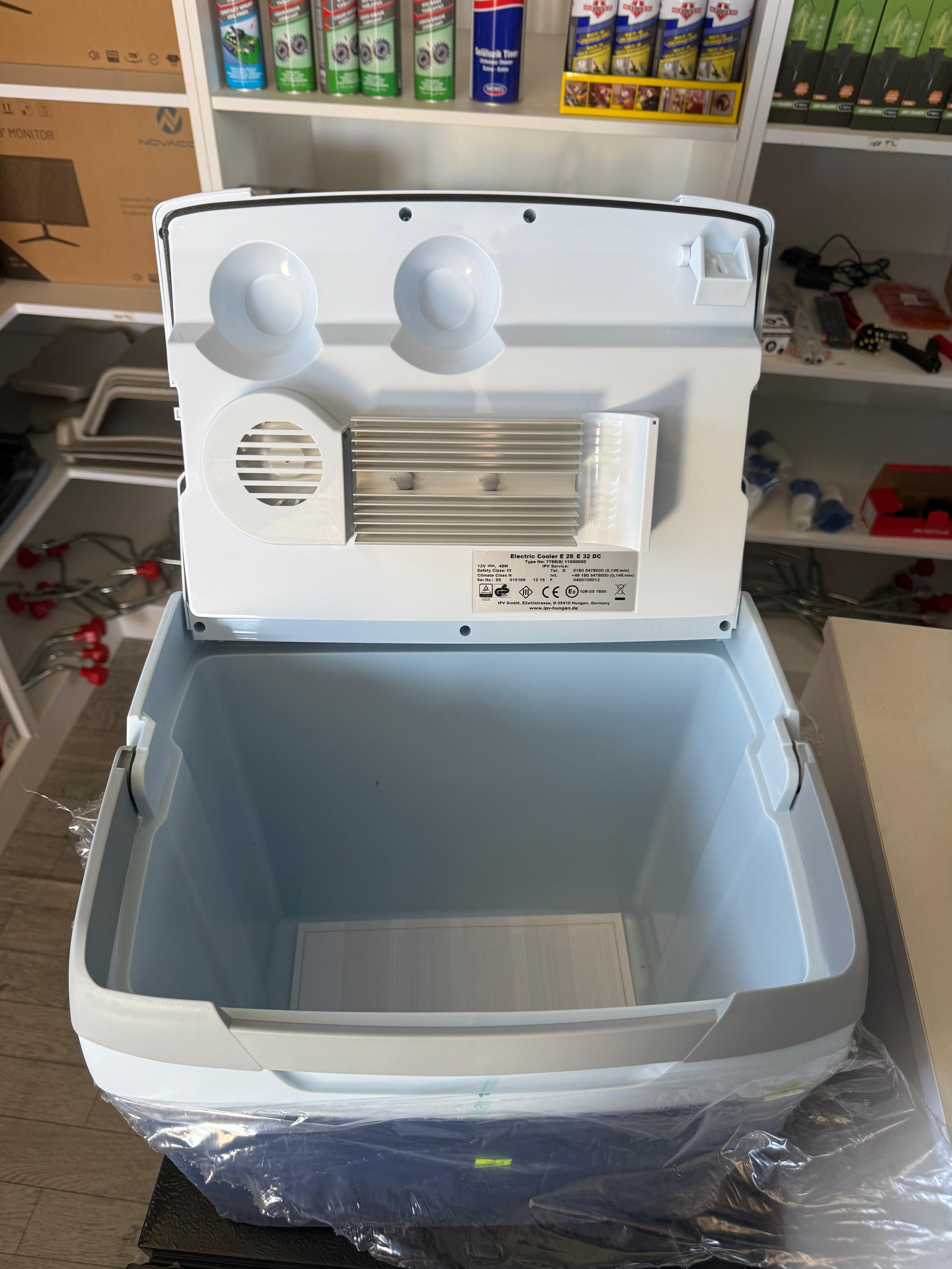 Ezetil Oto Buzdolabı 12v 26 Lt E26 Fanlı "German"