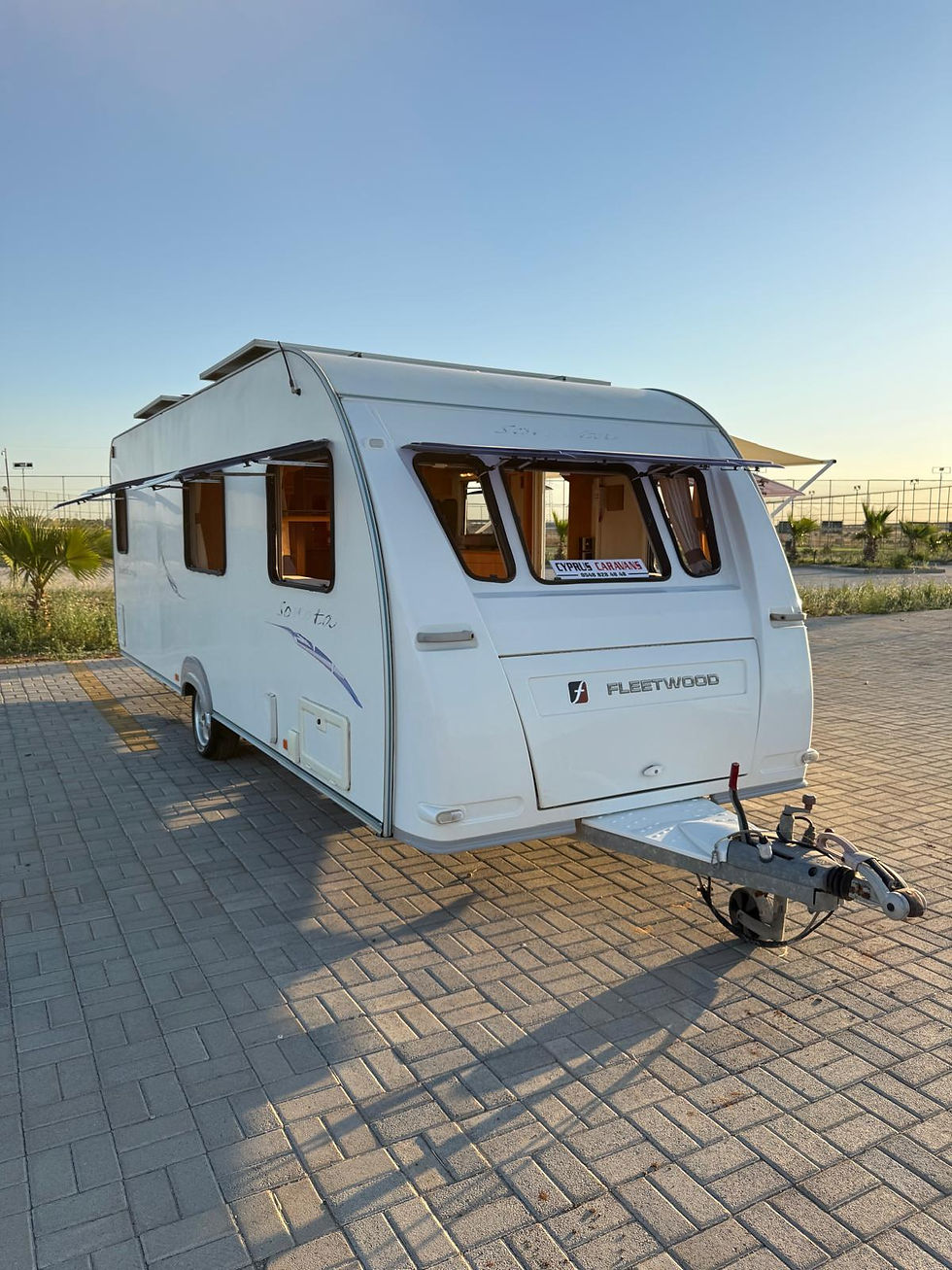 Küçük resim: FLEETWOOD SONATA SYMPHONY 6 Berth U-shaped Lounge (2009) - Klimalı