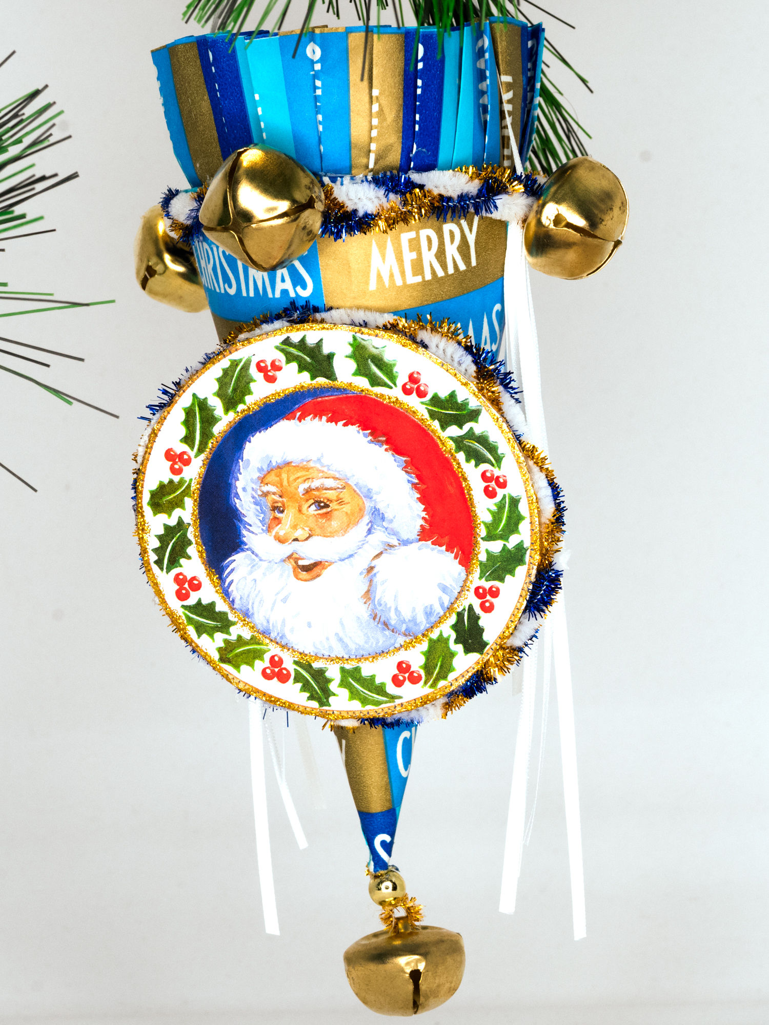 Merry & Bright Santa Candy Cone